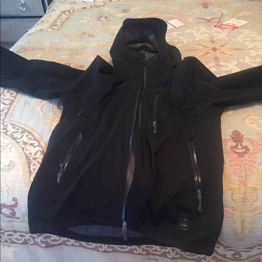 Rei rain coat
